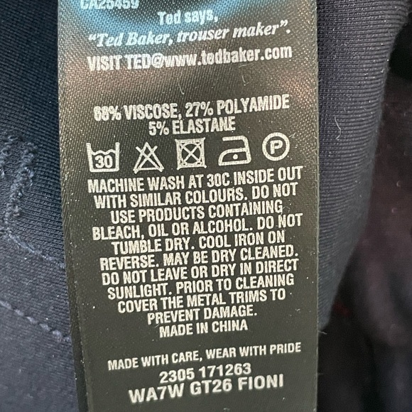 Ted Baker Fioni Skinny Pants with Rose Gold buttons and Zippers Navy SZ 2 - Picture 8 of 8